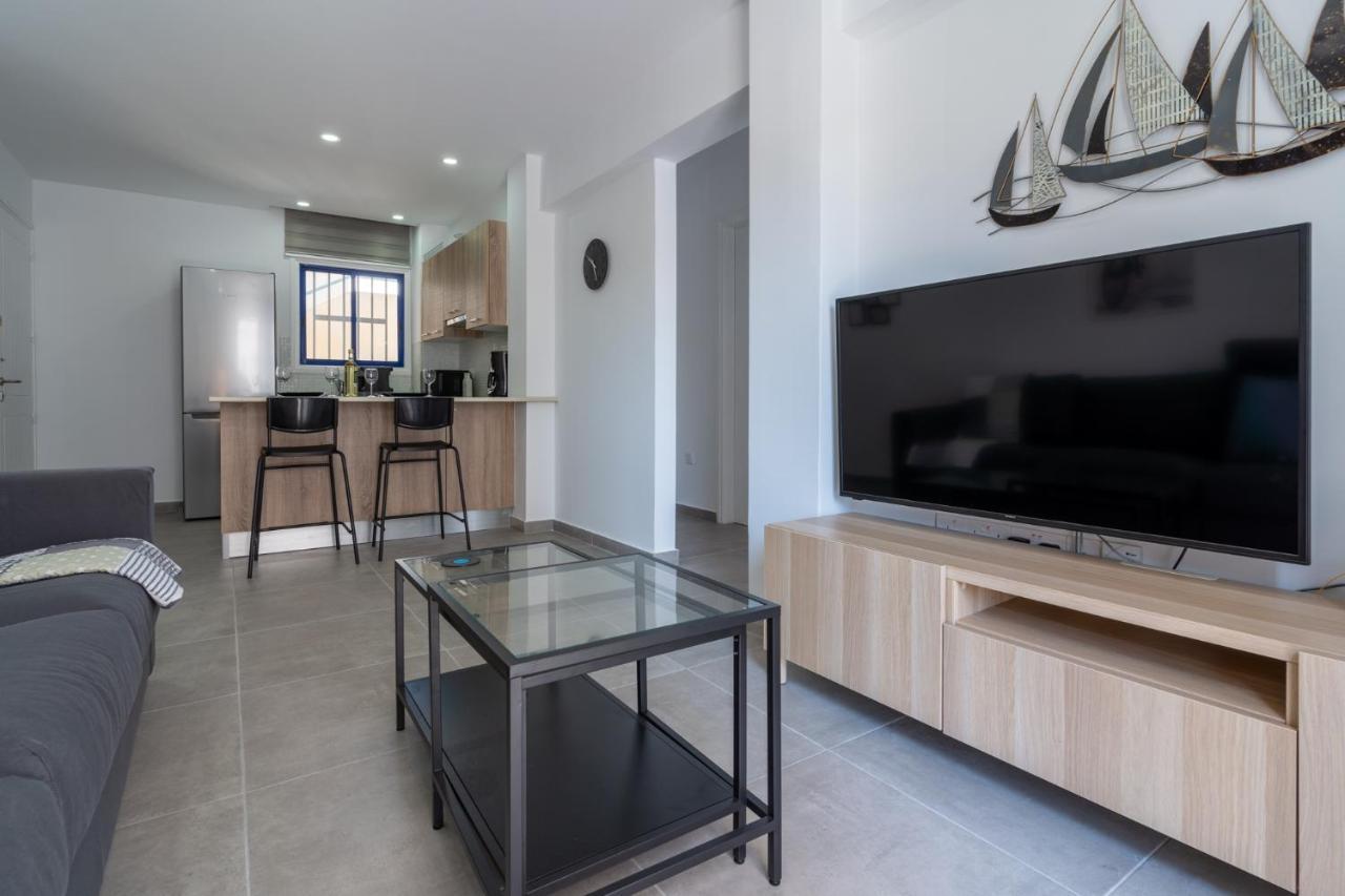 Odyssey - Captivating 2-Bedroom Retreat In Ларнака Экстерьер фото