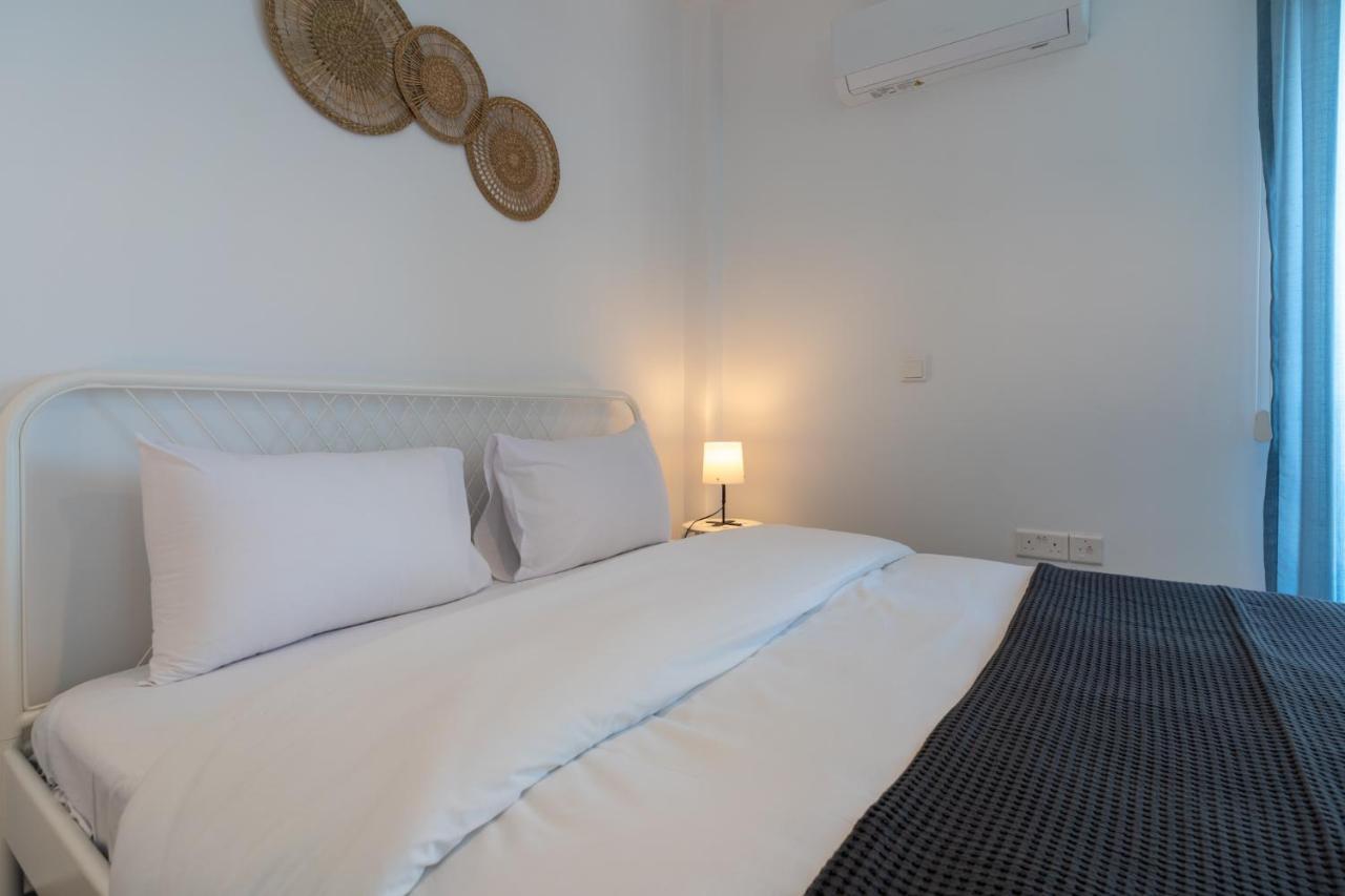 Odyssey - Captivating 2-Bedroom Retreat In Ларнака Экстерьер фото